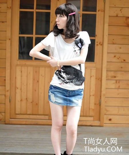 韩范小妞T恤 短裙清爽搭