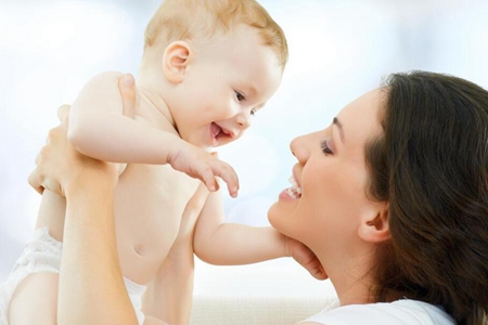 宝宝便秘怎么调理？宝妈们调整婴儿饮食结构