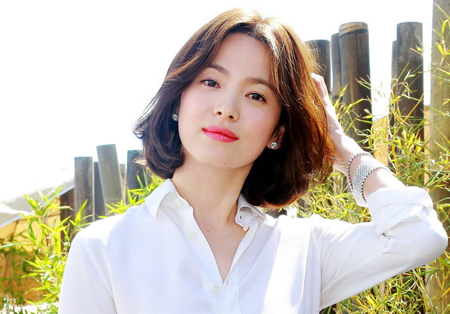 宋慧乔童年照曝光 宋慧乔儿时照片获赞“从小美到大”