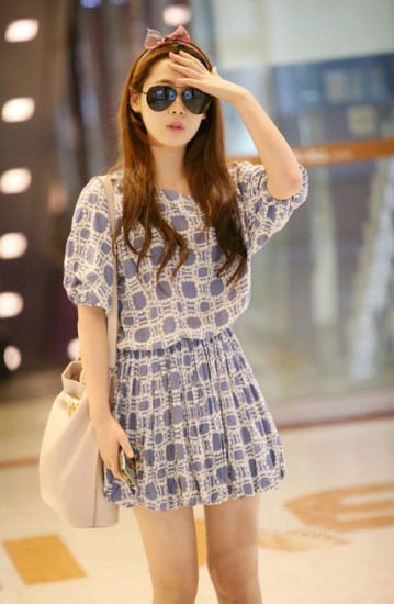 夏季T恤式连衣裙 变身清爽酷女孩