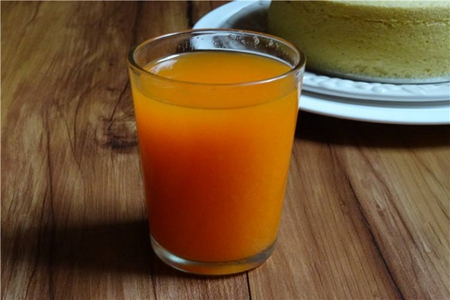 胡萝卜汁的功效与作用,夏季常喝喝胡萝卜汁的好处