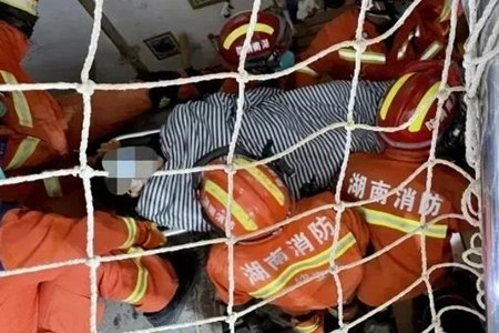 长沙获救女孩对消防说你是我的希望,女孩被埋压88小时后奇迹获救