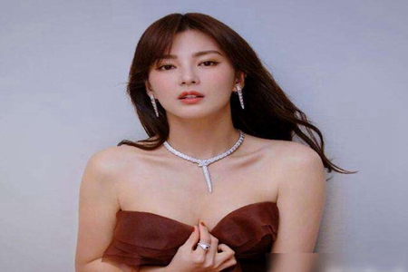 张雨绮没有自信，《乘风破浪的姐姐》天天上热搜的节目