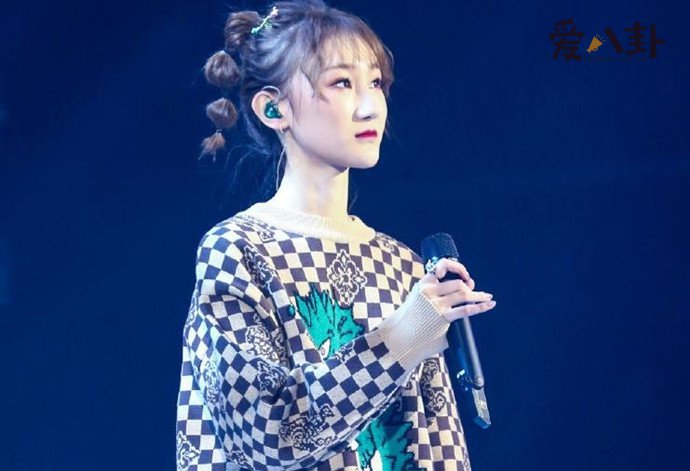 涉嫌抄袭被下架陈雪凝抄袭了谁的歌词？_白山茶为什么成了禁歌