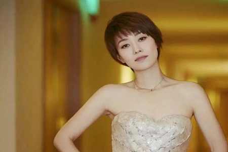 马伊琍离婚后返工神态欠佳,离婚是对马伊琍致命打击