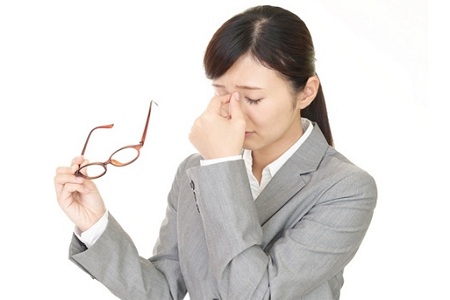 如何治疗比眼纹更可怕的干眼症？缓解眼睛要学会五不六要