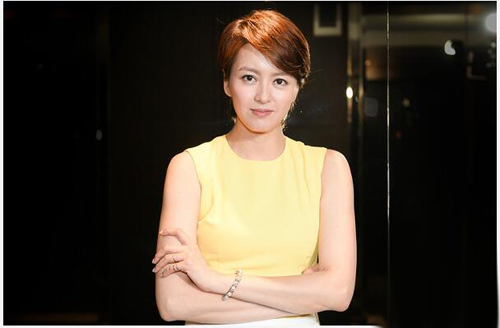 梁咏琪晒女儿近照
