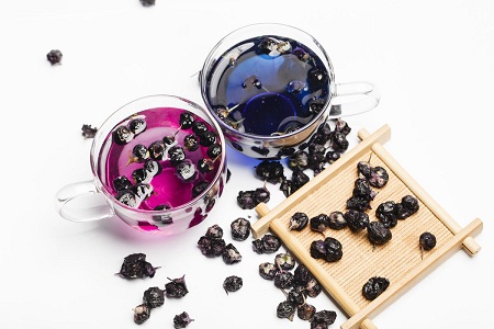 长期食用黑枸杞，轻松养出好容颜