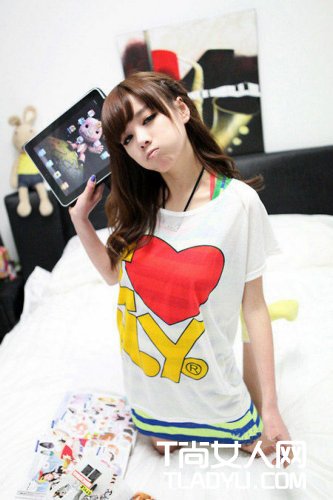 温柔甜美的女生给人清新感觉