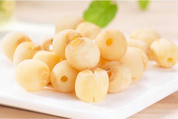 女性吃莲子的功效与作用