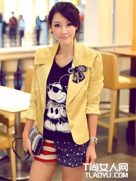 波普T恤 长裙 时尚潮流的风头浪尖