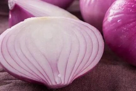 脑出血病人吃什么好?(这五个食物轻松预防脑出血症状)