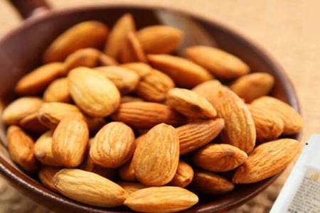 扁桃仁的功效与作用,这五个女人吃扁桃仁的营养价值
