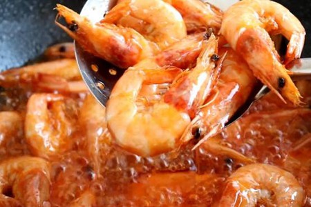 干锅虾怎么做好吃又简单?干锅虾的做法大全家常