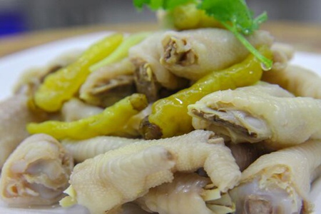 泡椒鸡爪怎么泡最好吃?泡椒凤爪的最正宗做法