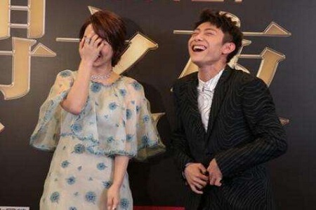 杨紫过生日张一山为她自制表情包,友情之上恋人未满