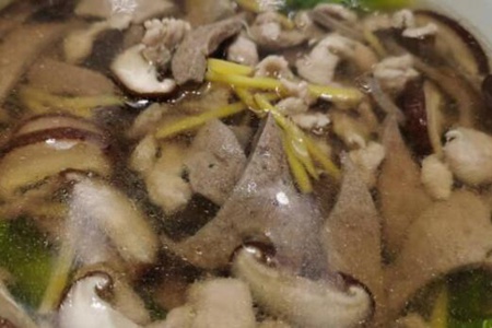 猪肝怎么煮好吃又嫩?猪肝肉片汤的家常做法
