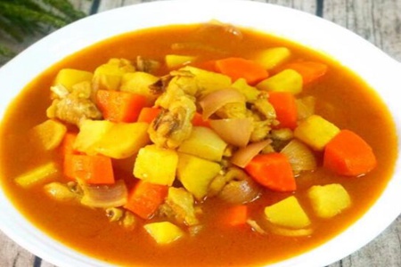 咖喱鸡肉土豆怎么做好吃,咖喱鸡肉土豆的做法家常