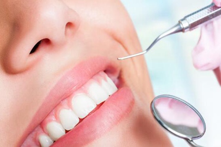 口腔溃疡是什么原因造成?这五个幕后黑手诱发溃疡症状