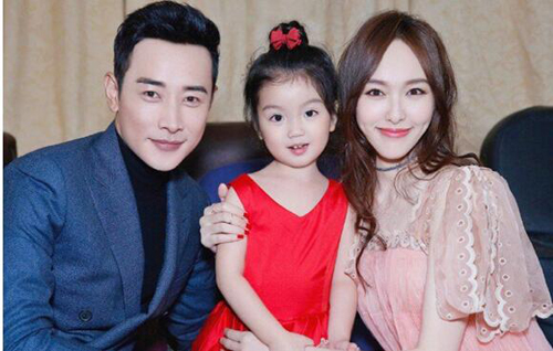 娱乐圈长得超像的明星对比照