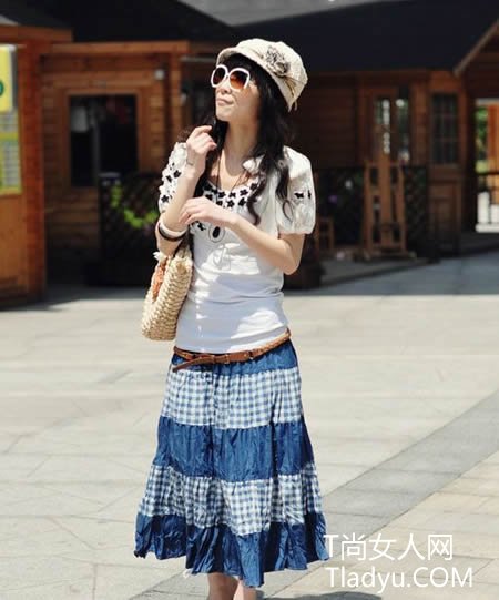 韩范小妞T恤 短裙清爽搭