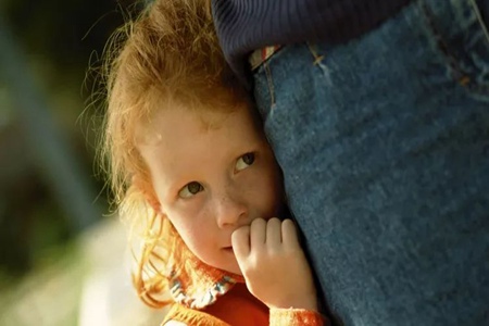 孩子性格内向怎么办?性格内向是缺点吗?