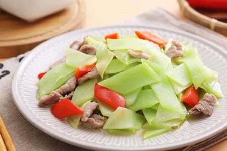 莴笋的营养价值及功效,这五种莴笋的做法简单美味