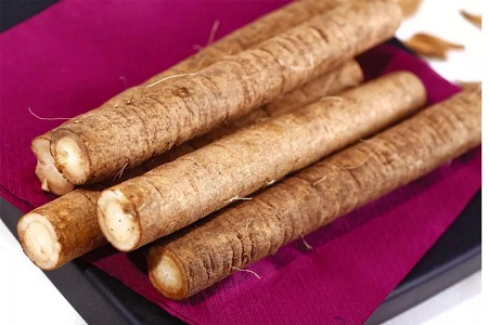 湿热体质的牛蒡根茶饮,可助女性缓解便秘消除痘痘