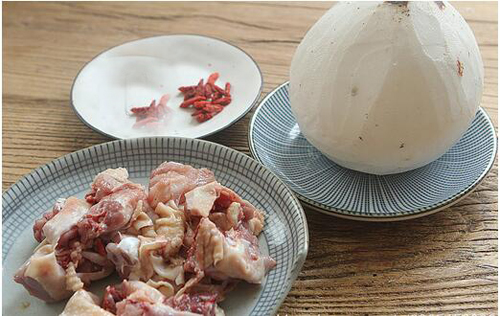 椰子煲鸡汤的家常做法大全