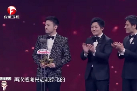 TF老Boys李光洁雷佳音在郭京飞生日领证,究竟在暗示什么?