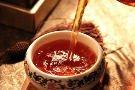 女性不宜多喝的饮料有哪些？学会这些养生知识身体更健康！