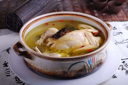 鸡汤怎么炖好喝又营养,这三个小技巧让鸡汤好喝又营养