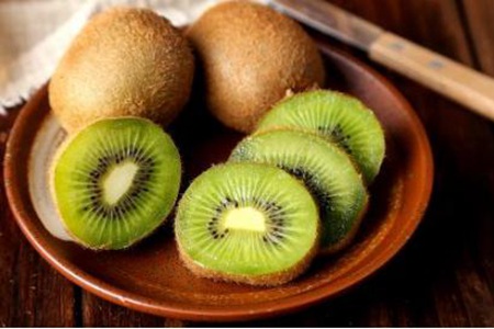 奇异果的功效与作用,这五个女人吃奇异果的好处