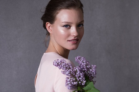 女性胃痛腹泻气血不足，原来是身体肾虚所致