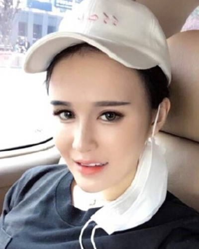 社会你球姐赵本山女儿奢侈生活