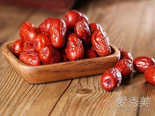 秋天养生吃什么好 秋天吃什么补气血 女人养气血吃什么最好