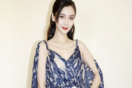 angelababyP图参加红毯被群嘲,工作室坐实抠图大宝贝头衔