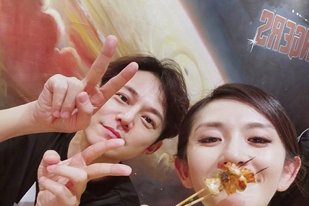 谢娜否认与何炅关系破裂,救场王何炅回应凸显高情商