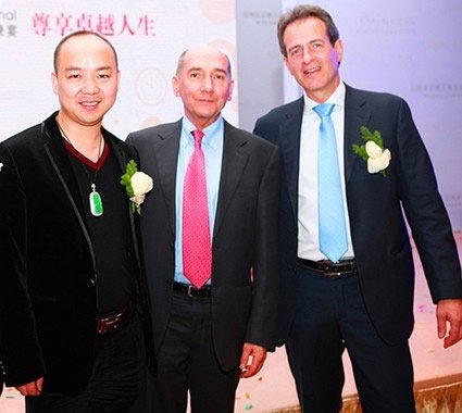 7克拉IF级粉钻 金万年珠宝首展