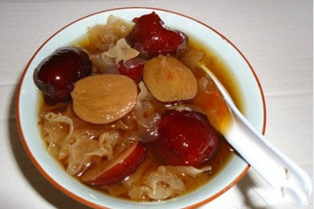 加快女人衰老的原因有哪些？这几个方法有效改善衰老状况！