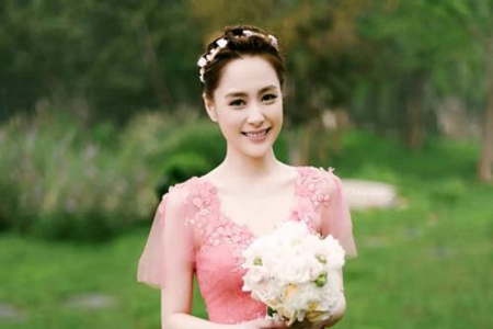 阿娇身材发福明显,阿娇脸胖的圆润身材发福认不出