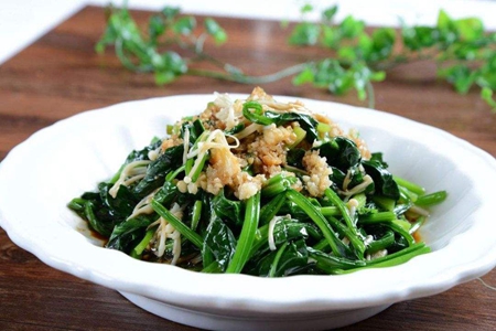 女性秋季养生保健怎么吃?常吃这五种食物能健康长寿