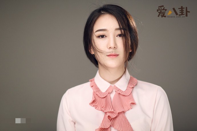 32岁龙梅子感情生活是怎样的？_龙梅子个人资料简介