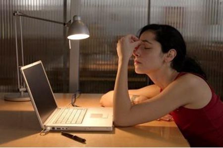 熬夜有什么危害?女性远离熬夜拥有健康体魄!