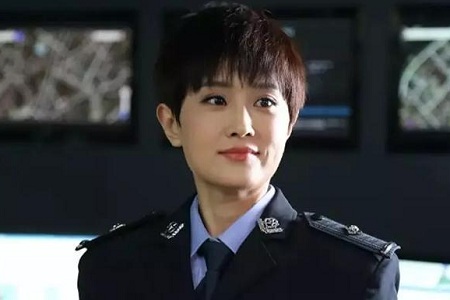 潘粤明新女友尹姝贻探班,两人小聚却很是甜蜜