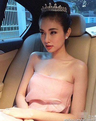 泰国最美人妖poy生活照