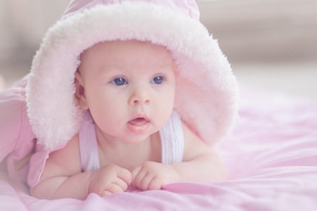 宝妈们知道怎么给宝宝洗头？来看看正确的方法