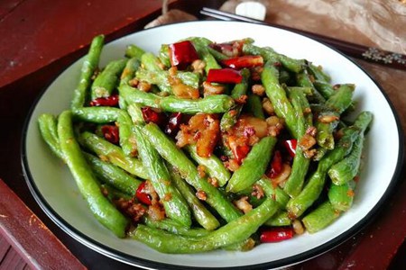 豆角怎么做好吃?这三款长豆角的做法大全