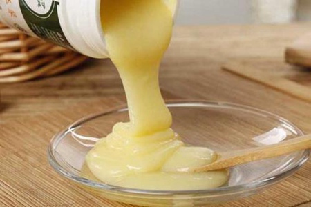 蜂王浆的作用与功效,这三个蜂王浆功效能滋补养生