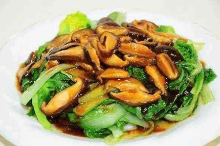油麦菜怎么做好吃,香菇油麦的做法简单美味
